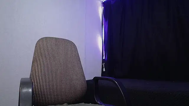 Snapshot of sexybat_twink chatting on 15, 3, 2025 sexybat twink online show from 15, 3, 2025