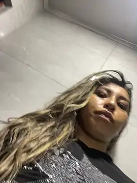 Snapshot of Khalyk_G chatting on 3, 3, 2025 Khalyk G online show from 3, 3, 2025