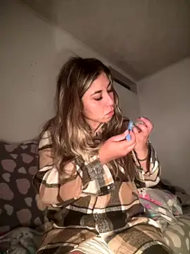 Snapshot of Khalyk_G chatting on 12, 9, 2025 Khalyk G online show from 12, 9, 2025