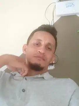 Snapshot of dotado20robson chatting on 12, 11, 2025 dotado20robson online show from 12, 11, 2025