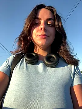 Alicia Hot1 online show from 17, 9, 2025