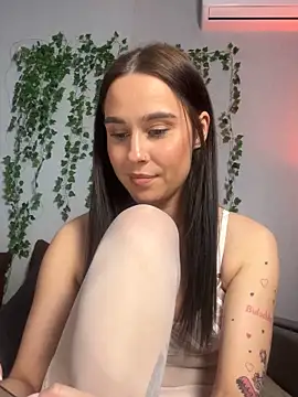 MiaNell online show from 19, 12, 2025