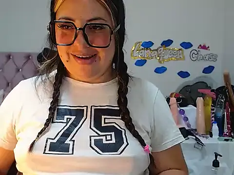 lanaqueen699 online show from 11, 2, 2025