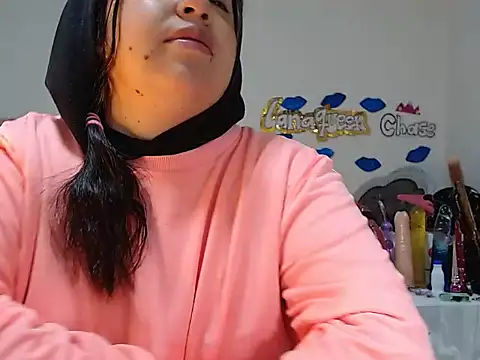 lanaqueen699 online show from 12, 2, 2025