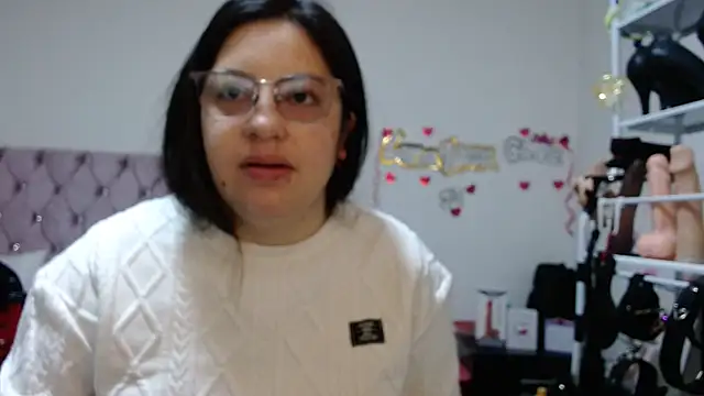 lanaqueen699 online show from 5, 12, 2025