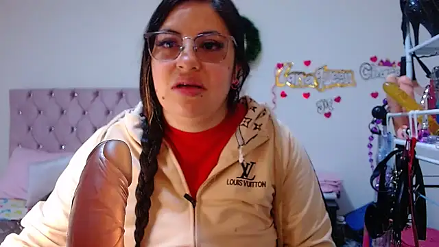 lanaqueen699 online show from 10, 2, 2026