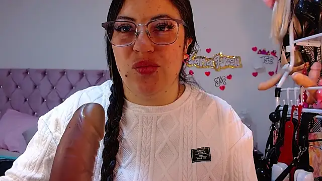 lanaqueen699 online show from 8, 4, 2026