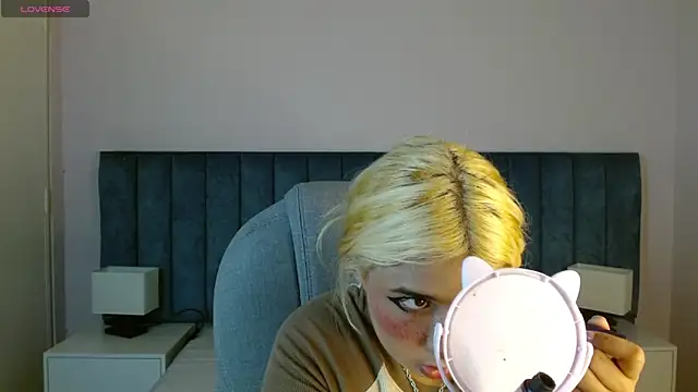 april bunnyy online show from 4, 3, 2025