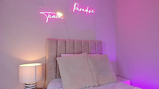  angela x online show from 30, 1, 2025