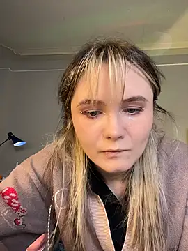 CiriRianonn online show from 8, 11, 2025