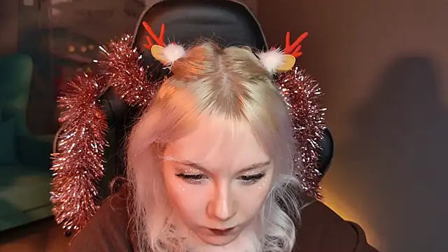 NancyMartinez online show from 25, 12, 2024