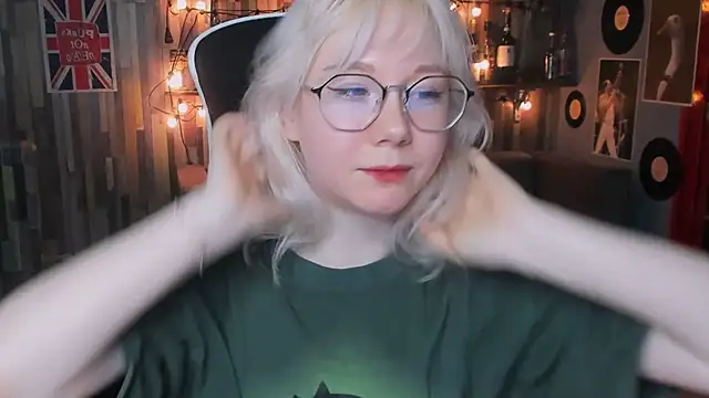 NancyMartinez online show from 5, 2, 2025