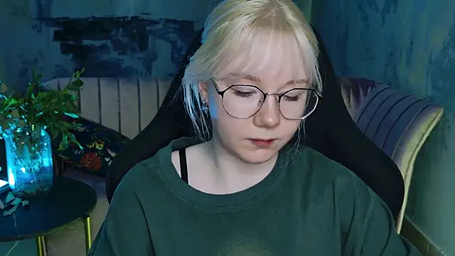 NancyMartinez online show from 8, 2, 2025