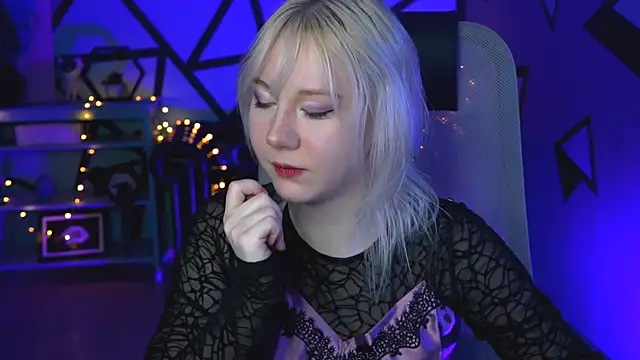 NancyMartinez online show from 5, 3, 2025