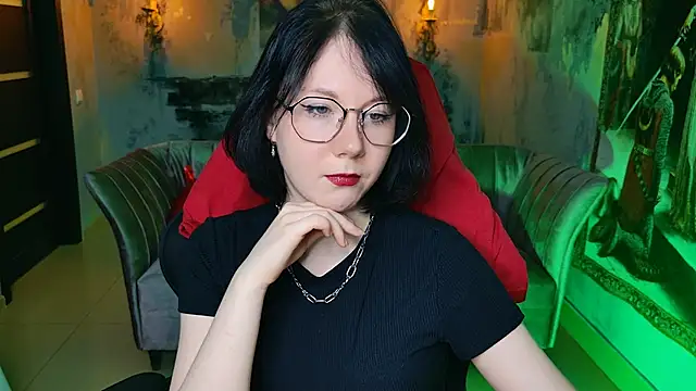 NancyMartinez online show from 15, 10, 2025