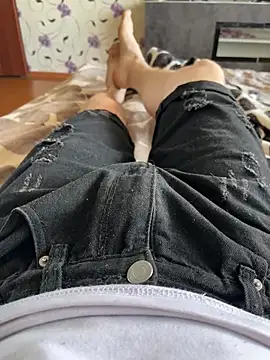 red red00 online show from 6, 4, 2026