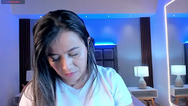 Snapshot of Susann_Ross chatting on 13, 9, 2025 Susann Ross online show from 13, 9, 2025