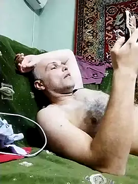 Pineapple04 online show from 10, 2, 2025