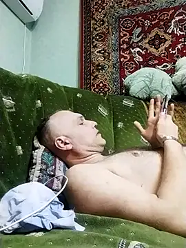 Pineapple04 online show from 15, 3, 2025