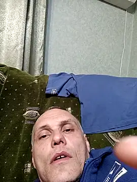 Pineapple04 online show from 2, 10, 2025