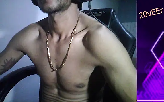 Snapshot of 20vEEr chatting on 19, 2, 2025 20vEEr online show from 19, 2, 2025