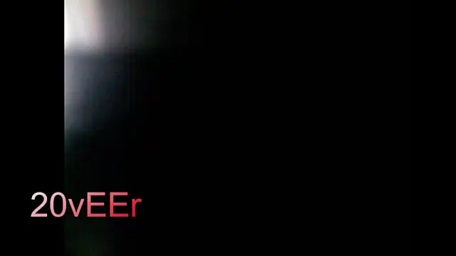 Snapshot of 20vEEr chatting on 11, 9, 2025 20vEEr online show from 11, 9, 2025