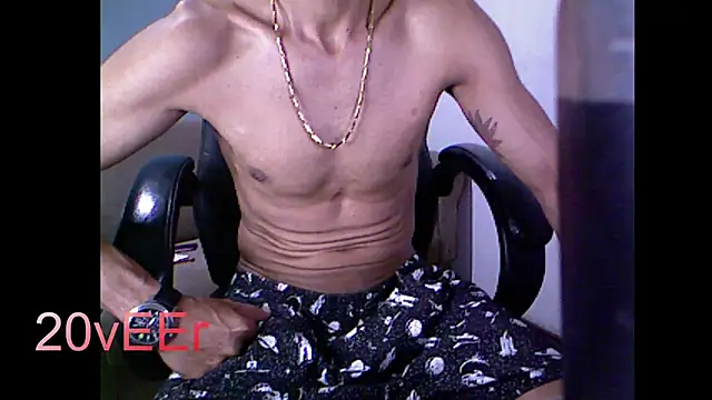 Snapshot of 20vEEr chatting on 3, 10, 2025 20vEEr online show from 3, 10, 2025