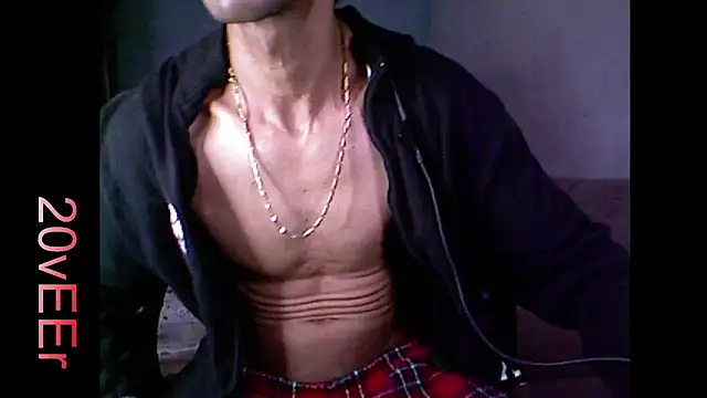 Snapshot of 20vEEr chatting on 10, 10, 2025 20vEEr online show from 10, 10, 2025