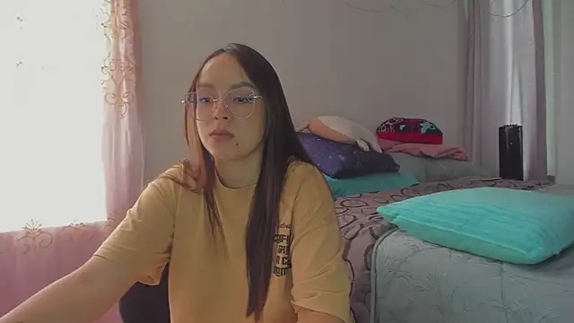 HARLEYNAPIER online show from 13, 4, 2026