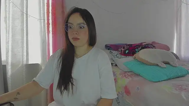Snapshot of HARLEYNAPIER chatting on 24, 6, 2026 HARLEYNAPIER online show from 24, 6, 2026