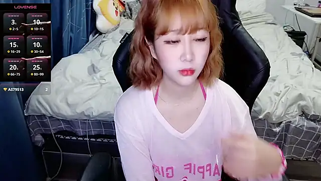 Angelababy001 online show from 15, 2, 2025