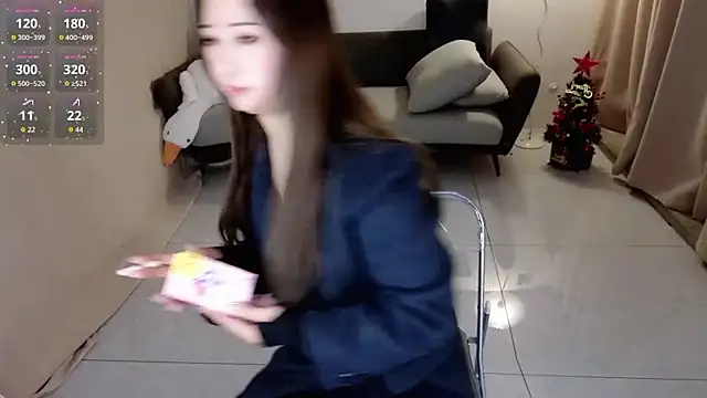 Angelababy001 online show from 8, 1, 2026