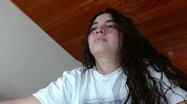 Cuty sexy hot online show from 9, 1, 2025