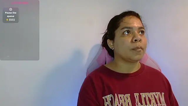 yulissa18 online show from 17, 3, 2026