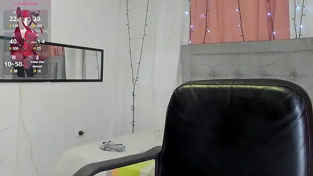 Snapshot of valentina_0_ chatting on 12, 1, 2025 valentina 0 online show from 12, 1, 2025
