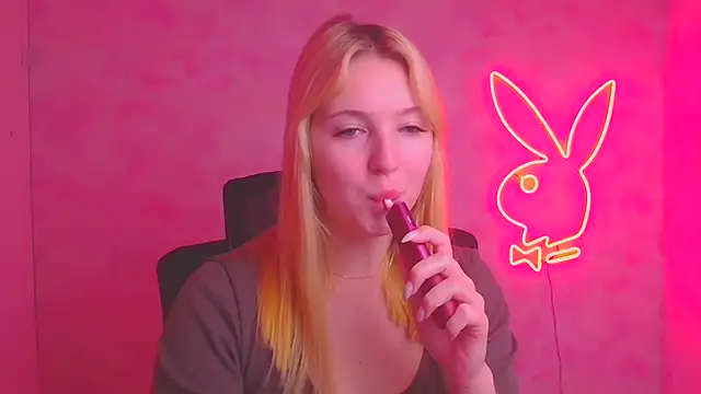 Milka kiss  online show from 17, 11, 2025