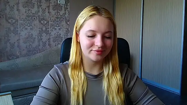 Snapshot of Milka_kiss_ chatting on 27, 6, 2026 Milka kiss online show from 27, 6, 2026