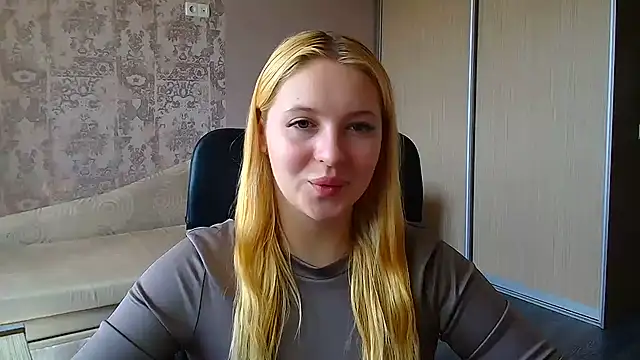 Snapshot of Milka_kiss_ chatting on 27, 6, 2026 Milka kiss online show from 27, 6, 2026