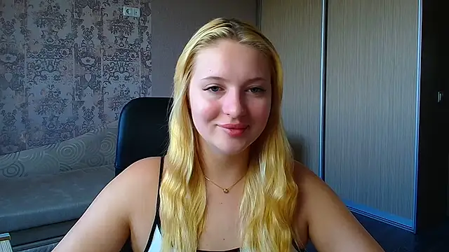 Snapshot of Milka_kiss_ chatting on 2, 7, 2026 Milka kiss online show from 2, 7, 2026