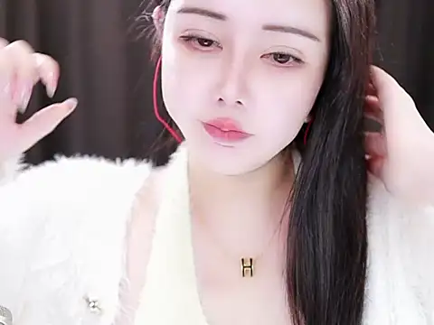 Qiaoqiao  online show from 3, 1, 2025