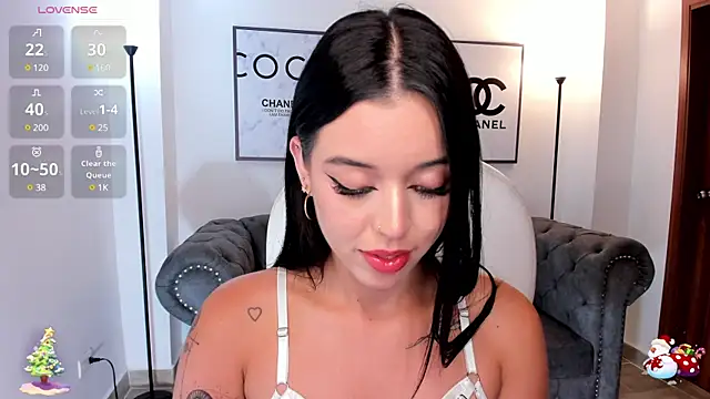 Snapshot of zoee_jackson chatting on 29, 12, 2024 zoee jackson online show from 29, 12, 2024