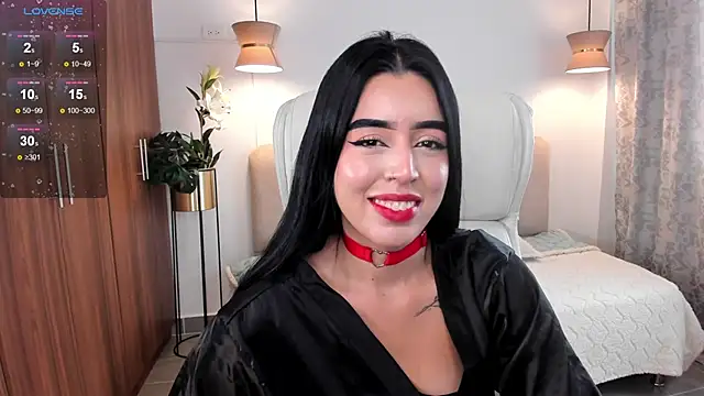 Snapshot of zoee_jackson chatting on 8, 1, 2025 zoee jackson online show from 8, 1, 2025