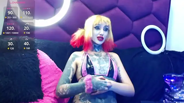 Snapshot of TyphoidMary chatting on 7, 12, 2024 TyphoidMary online show from 7, 12, 2024
