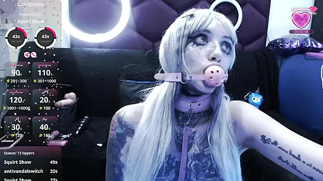 Snapshot of TyphoidMary chatting on 8, 3, 2025 TyphoidMary online show from 8, 3, 2025