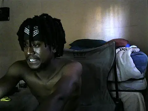 Snapshot of Hentaii001 chatting on 10, 12, 2024 Hentaii001 online show from 10, 12, 2024