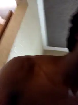 Snapshot of Hentaii001 chatting on 10, 12, 2024 Hentaii001 online show from 10, 12, 2024