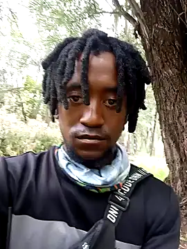 Snapshot of Hentaii001 chatting on 15, 12, 2024 Hentaii001 online show from 15, 12, 2024