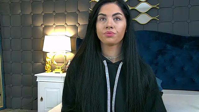 LeyaCass online show from 9, 1, 2026