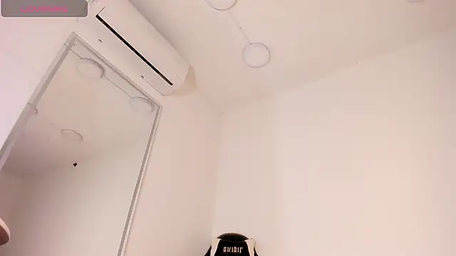 vera candella online show from 6, 11, 2025