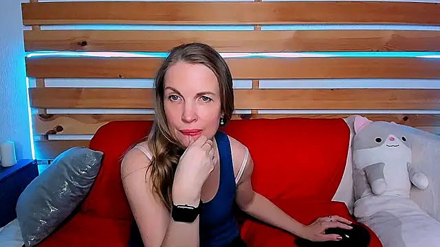 Nora Adamss online show from 15, 3, 2025